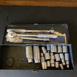 3/8 Socket Wrench Set - used